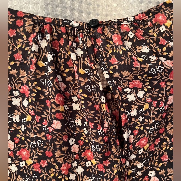 MAX Studio Floral 3/4 Ruched Sleeve Blouse SZ S - Picture 5 of 7